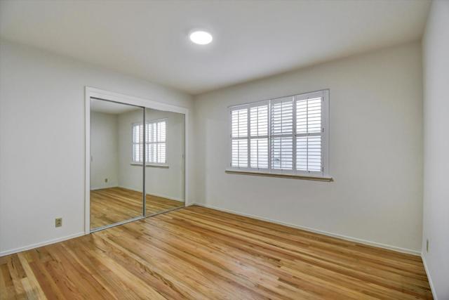 16 Christopher Court, Daly City CA: https://media.crmls.org/mediaz/38eee9a5-8d6f-41aa-b686-e512e3d010b3.jpg