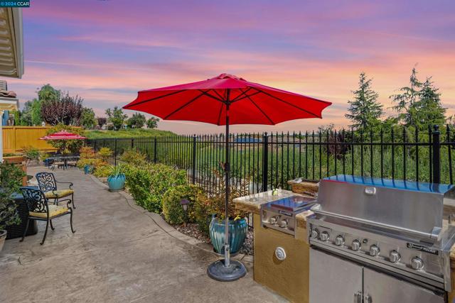 Image 4 of 60 For 1152 Saint Julien St