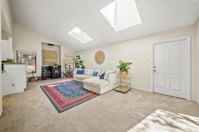 175 Merry Lane, Aptos CA: https://media.crmls.org/mediaz/38efa73d-7c1f-46a0-aae7-b9204c796504.jpg