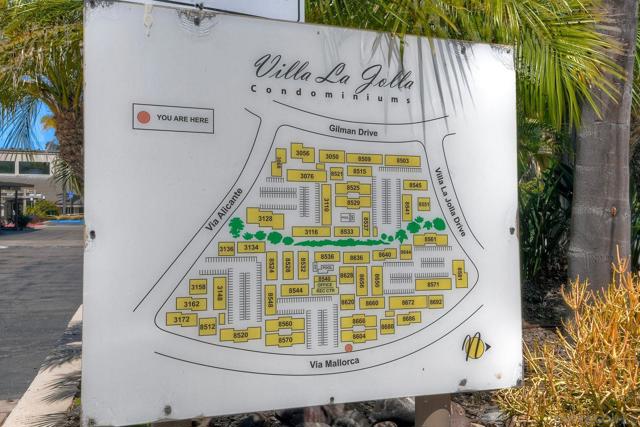 8660 Via Mallorca, La Jolla CA: https://media.crmls.org/mediaz/38efcea4-7f5f-41e7-85b7-430e2fec15c6.jpg