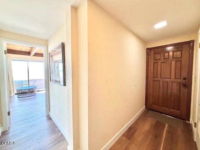 Detail Gallery Image 4 of 24 For 3949 Ocean Dr, Oxnard,  CA 93035 - 3 Beds | 2 Baths