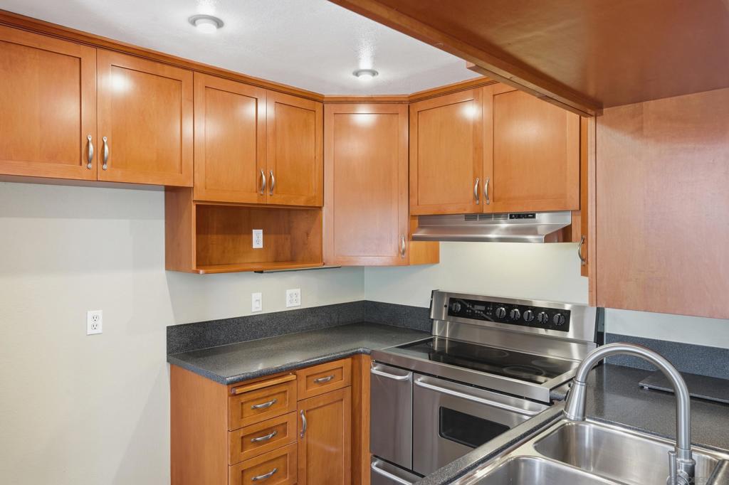 4435 Nobel Dr - photo 16
