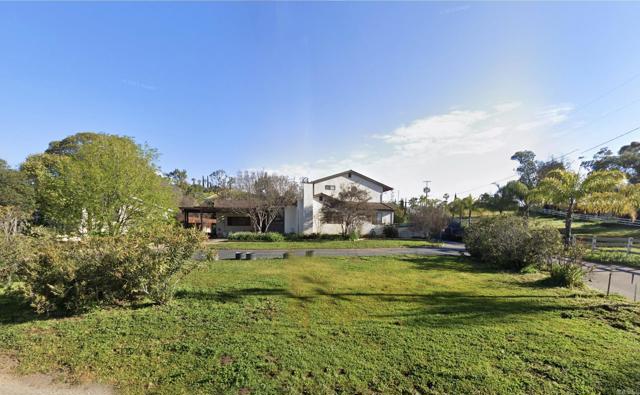 10703 Oak Creek Drive, Lakeside CA: https://media.crmls.org/mediaz/38f12b57-f038-4e52-86ee-18008a9d16f9.jpg