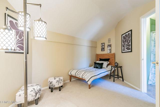 6564 La Cumbre Road, Somis CA: https://media.crmls.org/mediaz/38f23b36-edc3-47b4-9c6f-aefae2801ddc.jpg
