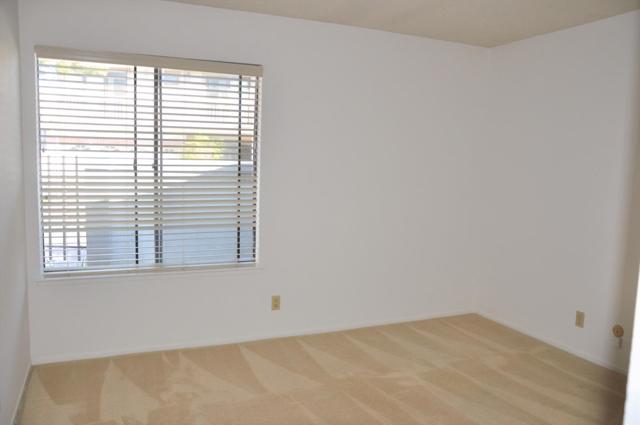 1040 Pizarro Lane, Foster City CA: https://media.crmls.org/mediaz/38f2a8bc-f225-4f75-8a95-278155fab9fc.jpg