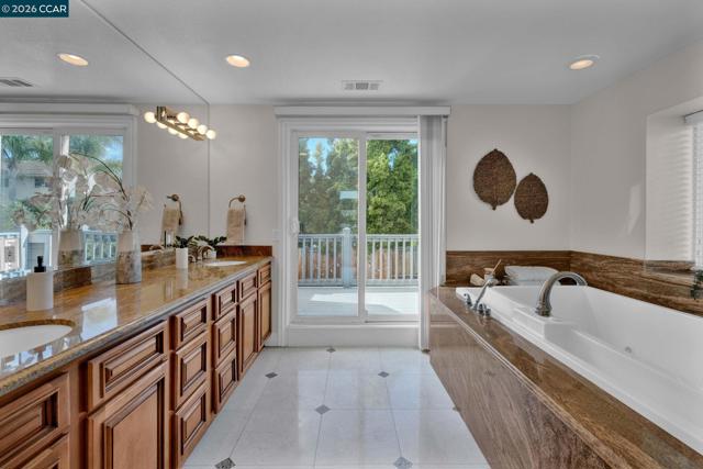 Image 30 of 53 For 367 Mt Washington Way