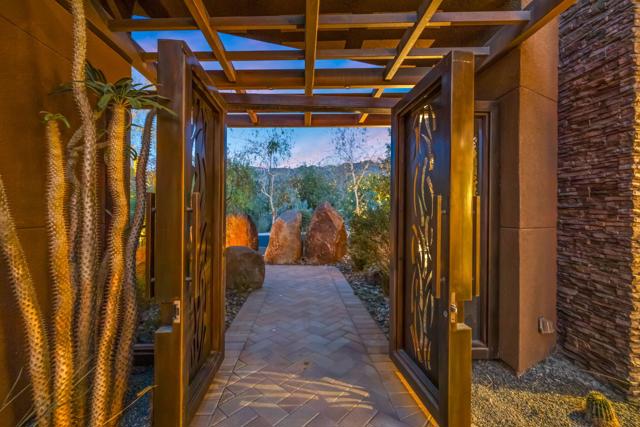 50741 Desert Arroyo Trail, Indian Wells CA: https://media.crmls.org/mediaz/38f48c81-d1b3-493d-8607-ddb73240105f.jpg