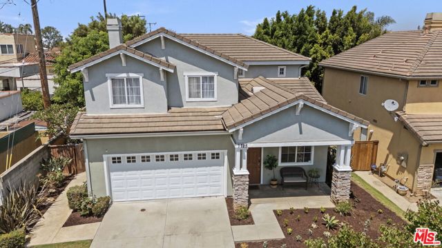 7725 Victoria Avenue, Inglewood CA: https://media.crmls.org/mediaz/38f54362-dba4-43c1-ae4e-cce01dcac8e9.jpg