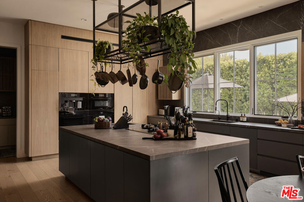 MLS #26856657 image #9
