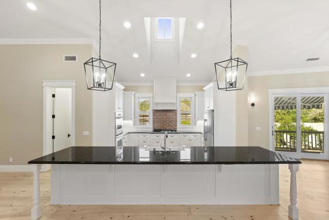 16631 Valle Verde Rd, Poway CA: https://media.crmls.org/mediaz/38f585a4-bac7-45b7-8dd6-7a09f40a975d.jpg