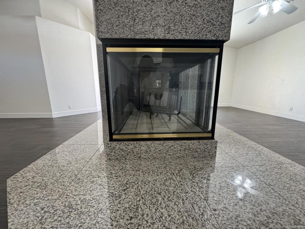 https://media.crmls.org/mediaz/38f6016c-8a4a-43bf-9ed8-25d47f426c15.jpg?preset=X-Large