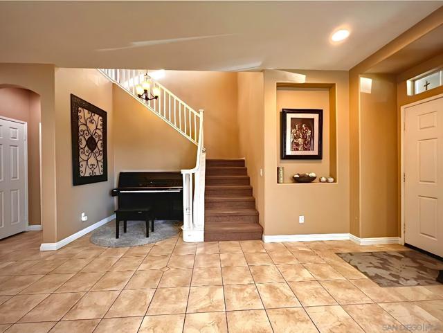 37710 Sprucewood Ln, Murrieta CA: https://media.crmls.org/mediaz/38f69f31-722c-4d7f-ad99-1a17064dcc1b.jpg