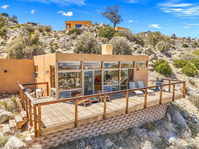 61474 Hanging Rock Lane, Mountain Center CA: https://media.crmls.org/mediaz/38f70082-042b-4ce2-a124-5be5358e9ce9.jpg