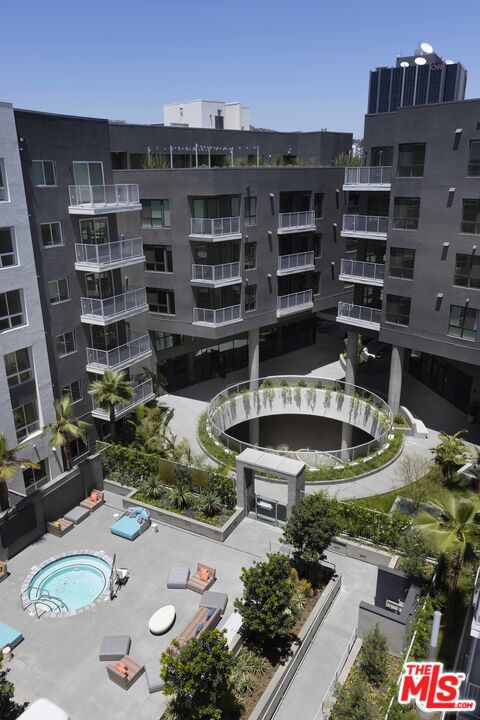1331 N Cahuenga Boulevard, Los Angeles CA: https://media.crmls.org/mediaz/38f7195d-de3e-4e4e-a778-abc589db7024.jpg