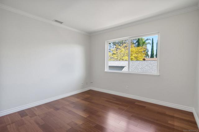 9932 Ironwood Place, San Diego CA: https://media.crmls.org/mediaz/38f78eea-5862-4df9-9ee2-9de9b3c110e2.jpg
