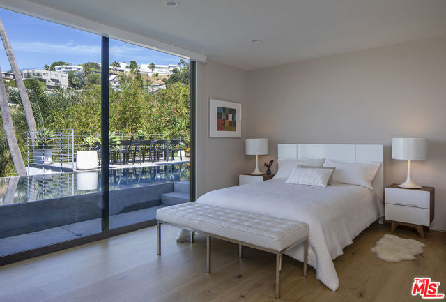 3 Bed Home for Sale in Los Angeles, California