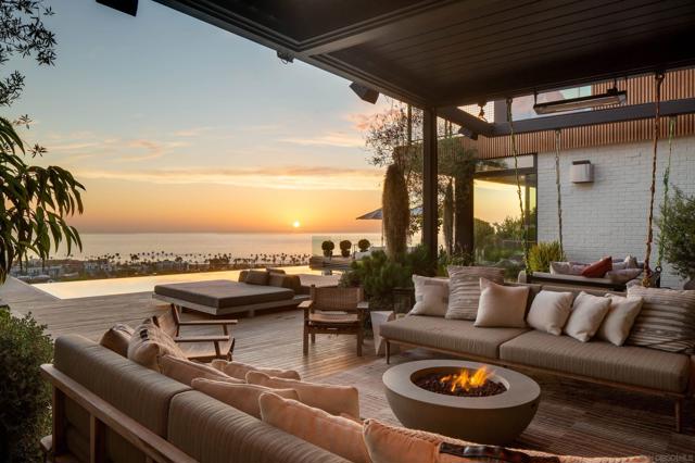 2585 Calle Del Oro, La Jolla CA: https://media.crmls.org/mediaz/38f7daec-289d-408d-919f-1ae735191a1c.jpg