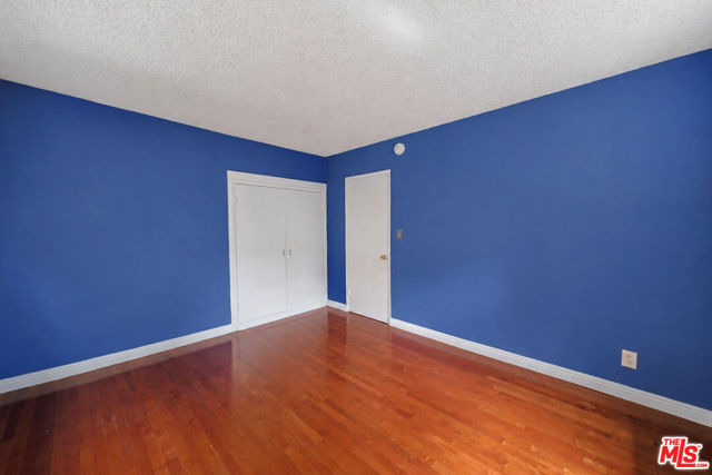 941 North San Vicente Boulevard, 4 photo 14