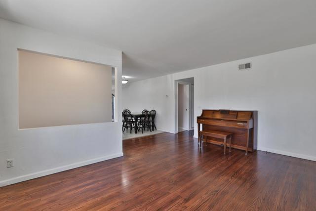 5847 Blossom Avenue, San Jose CA: https://media.crmls.org/mediaz/38f80aa7-deef-4326-babf-67aa76b554ea.jpg