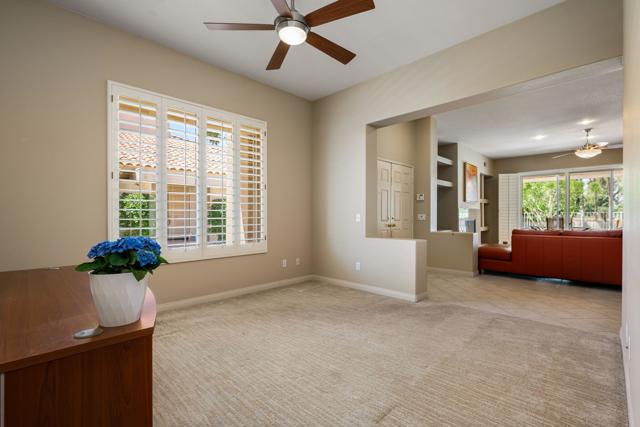 285 Kavenish Drive, Rancho Mirage CA: https://media.crmls.org/mediaz/38f90cda-d012-4bbb-a340-6279a6dbf7d0.jpg