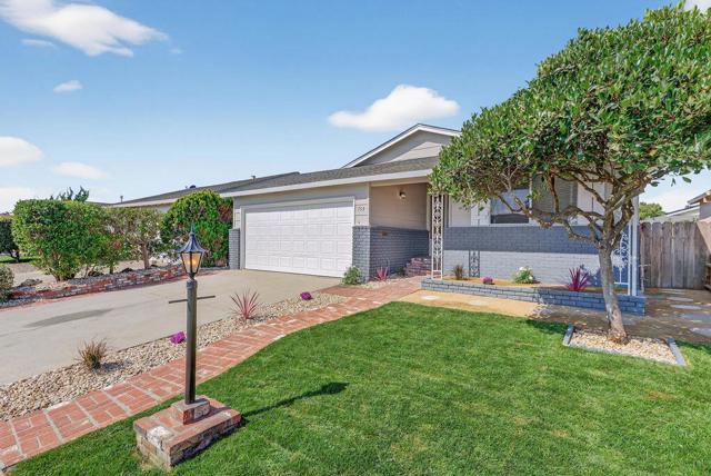 759 Bronte Avenue, Watsonville CA: https://media.crmls.org/mediaz/38fa2f38-6194-4de9-bf32-deac56e6b795.jpg