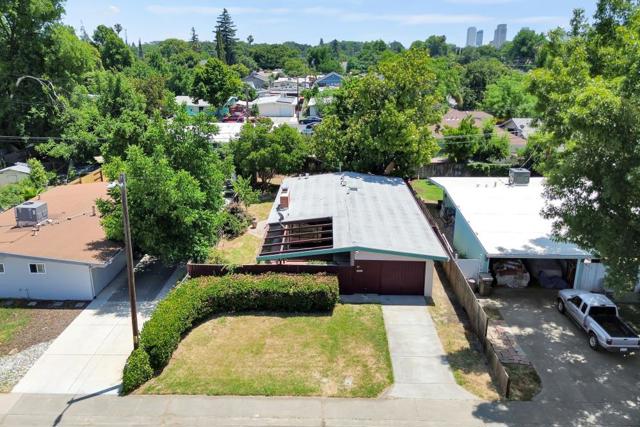 801 Douglas Street, West Sacramento CA: https://media.crmls.org/mediaz/38fa7310-c7f3-486f-8e97-6cd94e6936fa.jpg