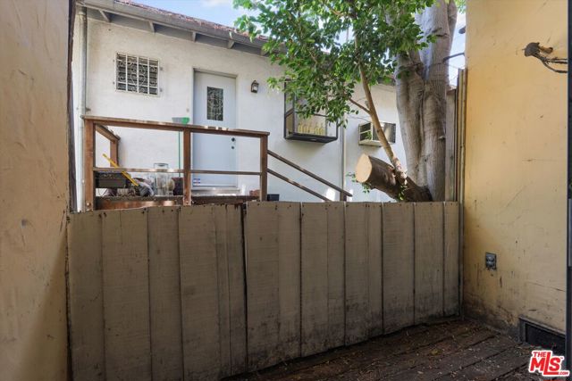 2461 McCready Avenue, Los Angeles CA: https://media.crmls.org/mediaz/38fbd586-83e5-40f9-baff-8bc059f382d2.jpg