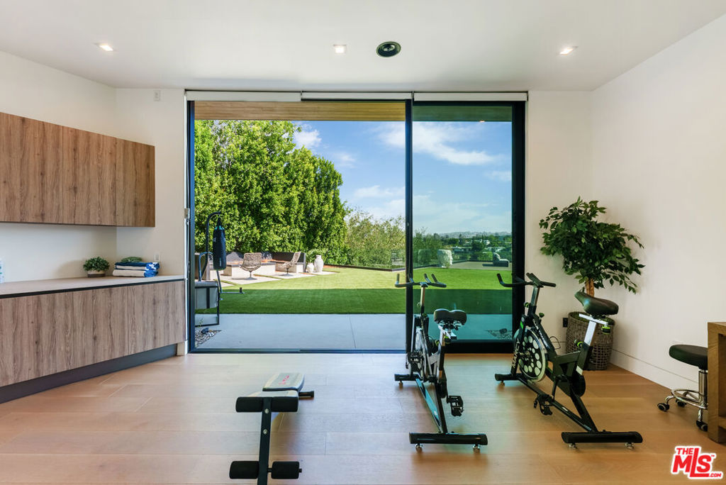 Thumbnail 27