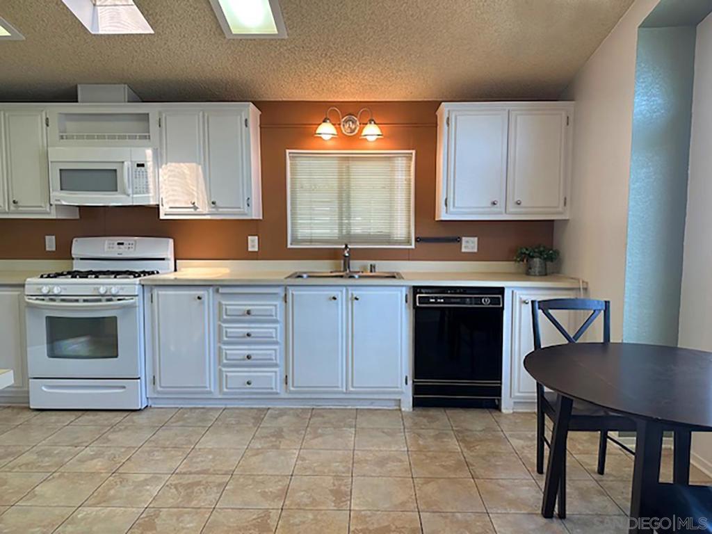 3462 Don Ortega Drive - photo 2