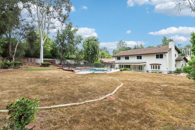 13080 Camino Del Valle, Poway CA: https://media.crmls.org/mediaz/38fda179-21f5-489e-bf99-ef20939648fc.jpg