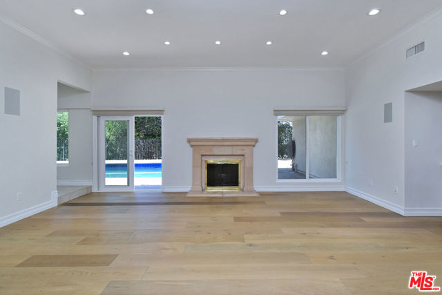 23637 Park Belmonte, Calabasas CA: https://media.crmls.org/mediaz/38fde976-da2e-4432-b47a-87472b7b1f93.jpg
