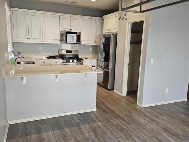 1912 Olivia Street, El Cajon CA: https://media.crmls.org/mediaz/38ff12dc-a529-4a0a-8778-7f504222ea9e.jpg