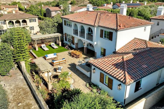 14317 Salida Del Sol, San Diego CA: https://media.crmls.org/mediaz/38ffc636-d585-4b51-b85a-cc0e40db929d.jpg