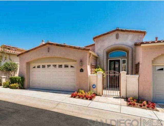 1317 Caminito Balada, La Jolla CA: https://media.crmls.org/mediaz/3900766b-18b0-43f7-938b-a195e2b41716.jpg