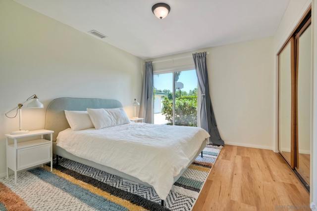 11668 Altoona Dr, El Cajon CA: https://media.crmls.org/mediaz/39007e36-32d3-4c00-94a9-5d12d2eb5f3a.jpg