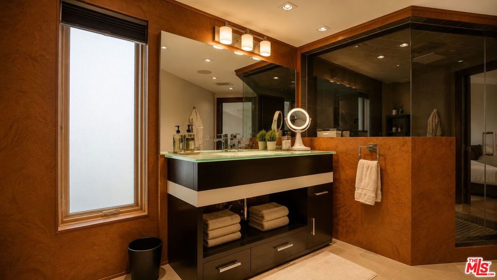 MLS #26847781 image #36