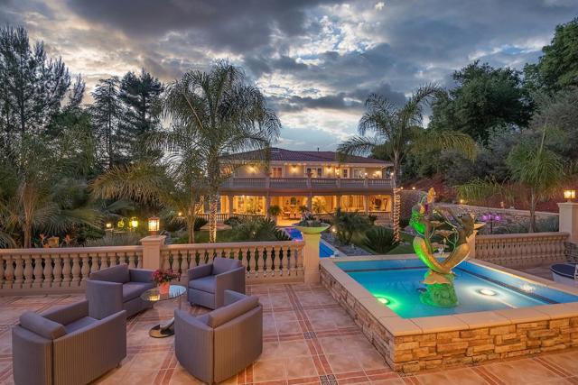 16840 Cypress Way, Los Gatos CA: https://media.crmls.org/mediaz/3901acc6-921c-4180-ad0f-b0e3954b984b.jpg