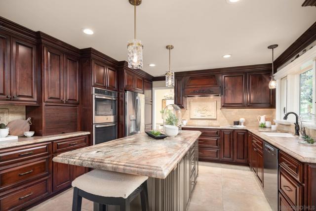 13413 Landfair Rd, San Diego CA: https://media.crmls.org/mediaz/39029ee7-60b8-411c-a37c-e5a1b2f14399.jpg
