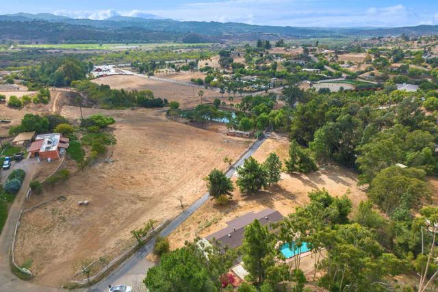 Detail Gallery Image 28 of 32 For 4208 Linda Vista Dr, Fallbrook,  CA 92028 - 2 Beds | 2 Baths