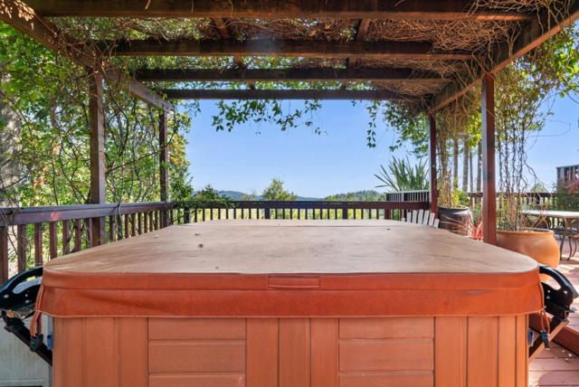 480 Quail Ridge Road, Scotts Valley CA: https://media.crmls.org/mediaz/3903526f-83d0-43ae-8223-0ed9787ebbc9.jpg