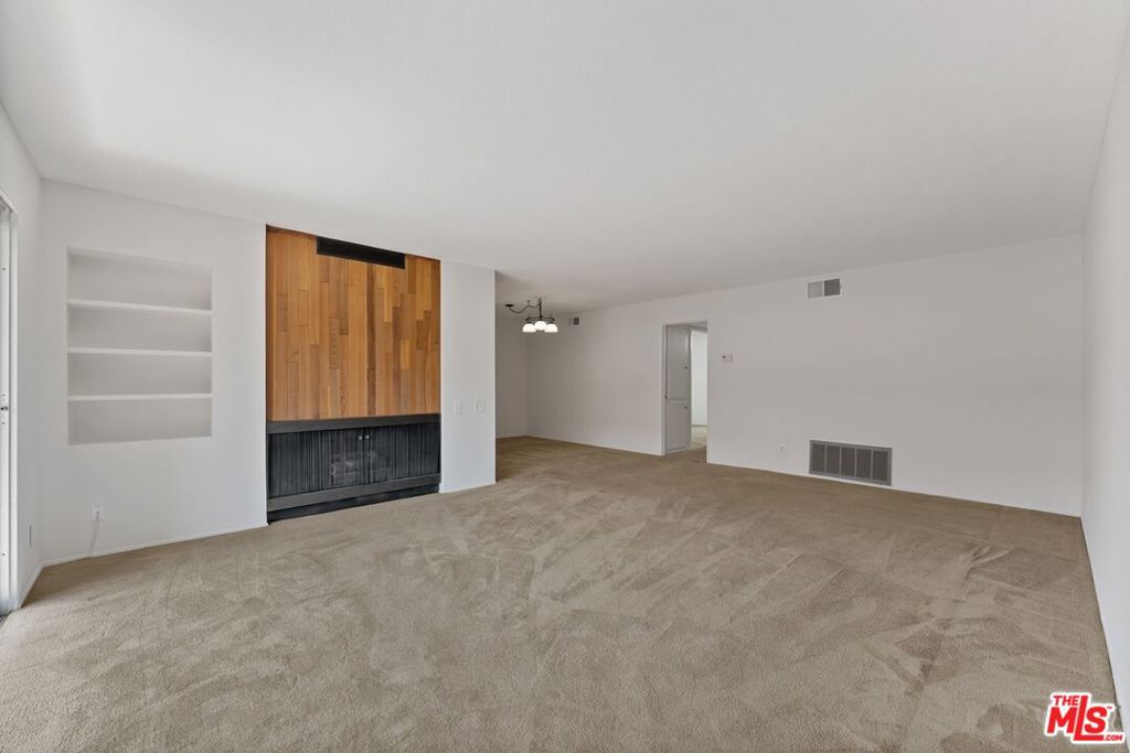 MLS #25600119 image #5