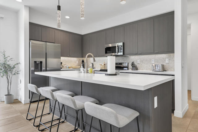 80208 Whisper Rock Way, La Quinta CA: https://media.crmls.org/mediaz/3904b34d-d45f-49a8-8270-11193b0712f1.jpg