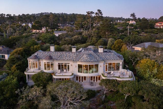 1564 Sonado Road, Pebble Beach CA: https://media.crmls.org/mediaz/39060067-aaca-4368-8492-bb6c8ef10a35.jpg