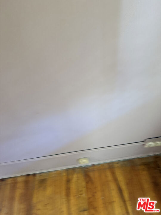 https://media.crmls.org/mediaz/39068ff3-2356-4381-9499-0801cd4587f6.jpg?preset=X-Large