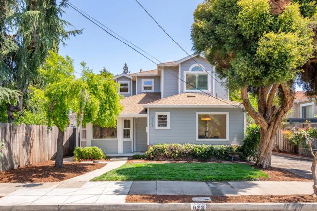 923 Grand Street, Redwood City CA: https://media.crmls.org/mediaz/3907849a-43c0-4555-b729-a2cf843e422c.jpg