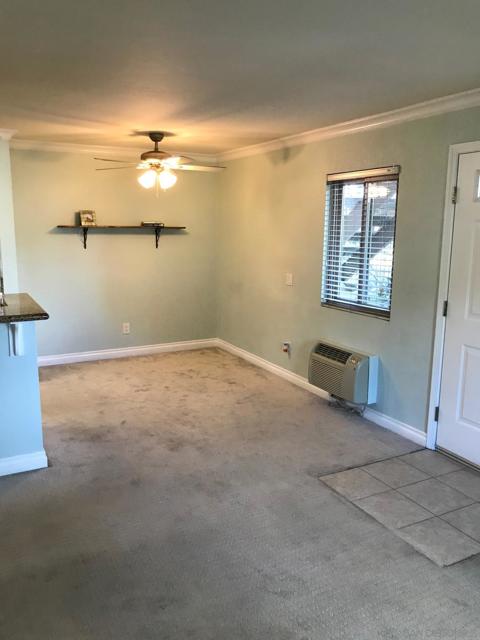 1423 Graves Ave, El Cajon, California 92021, 1 Bedroom Bedrooms, ,1 BathroomBathrooms,Condominium,For Sale,Graves Ave,250019039SD