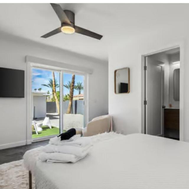 73421 Joshua Tree Street, Palm Desert CA: https://media.crmls.org/mediaz/3908e4ea-0136-4c33-b3e4-8bede4cc87cf.jpg