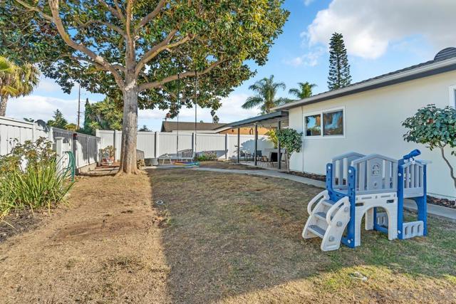 681 Parker St, Oceanside, California 92057, 4 Bedrooms Bedrooms, ,2 BathroomsBathrooms,Single Family Residence,For Sale,Parker St,250000733SD