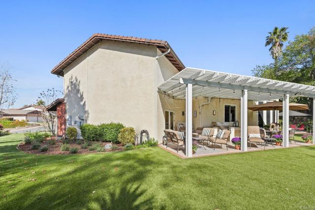 Detail Gallery Image 60 of 75 For 1927 Belmore Ct, El Cajon,  CA 92020 - 3 Beds | 2/1 Baths