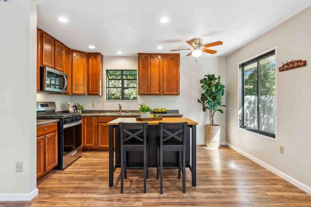 Image 45 of 60 For 38011 Temple Way